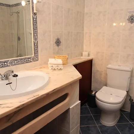 Two Bedroom Apartment Near Sao Rafael Beach - Albufeira, Algarve Albufeira